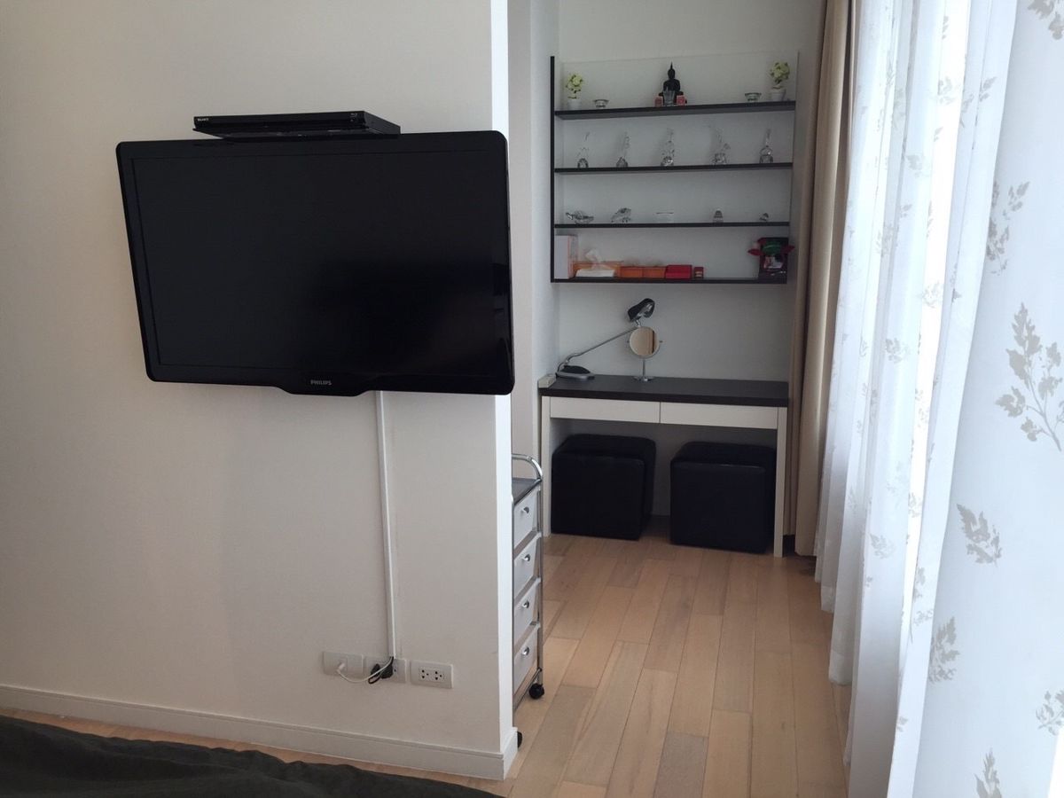 1-Bedroom condo for rent at Eight Thonglor, Thonglor — photo 4