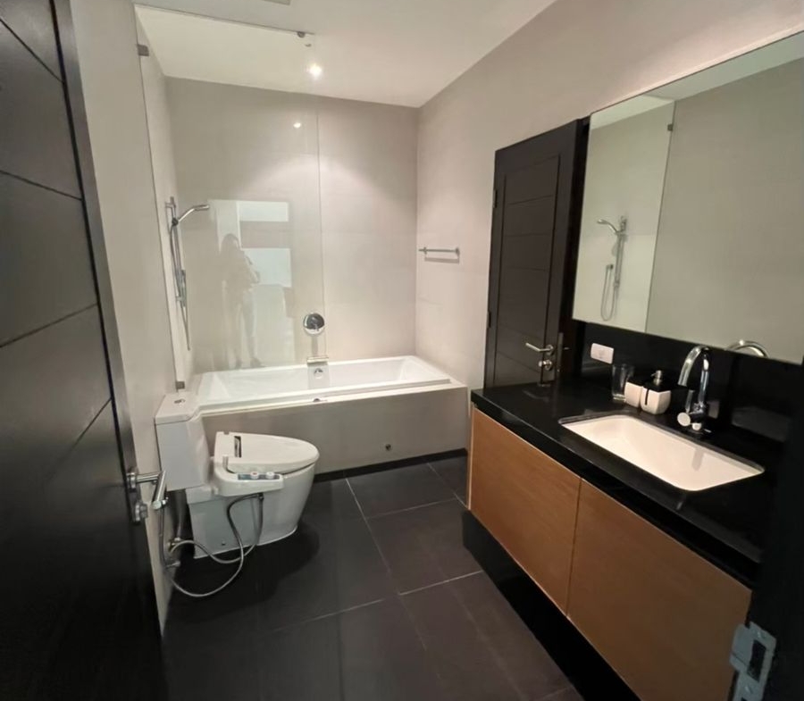 2-Bedroom condo for rent at Eight Thonglor, Thonglor — photo 6