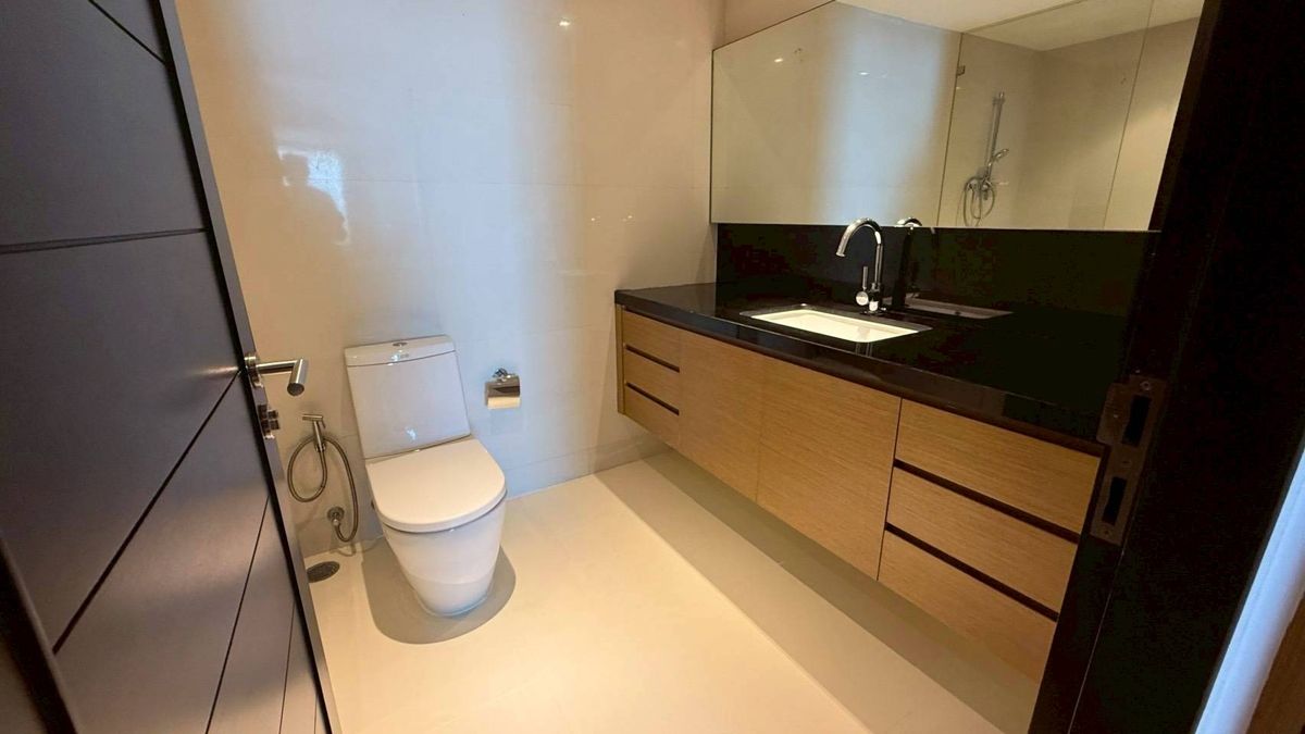 2-Bedroom condo for rent at Eight Thonglor, Thonglor — photo 5