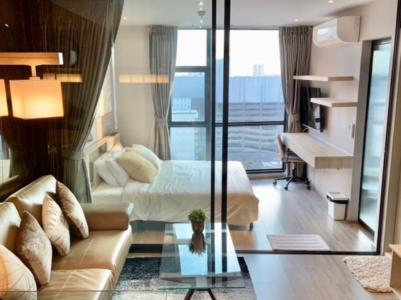 1-Bedroom condo for rent at Rhythm Ekkamai, Ekkamai