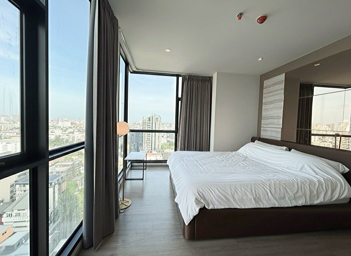 2-Bedroom condo for rent at Rhythm Ekkamai, Ekkamai — photo 2
