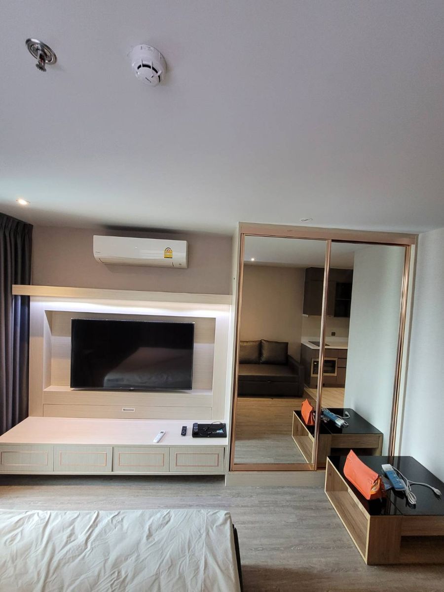 Studio condo for rent at Rhythm Ekkamai, Ekkamai — photo 17