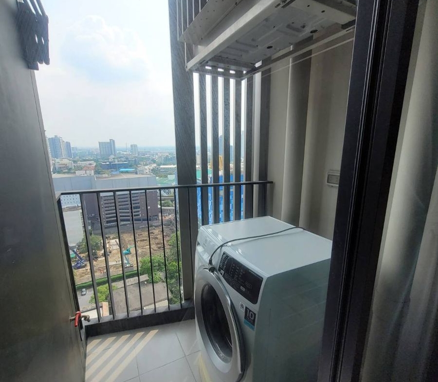 Studio condo for rent at Rhythm Ekkamai, Ekkamai — photo 9