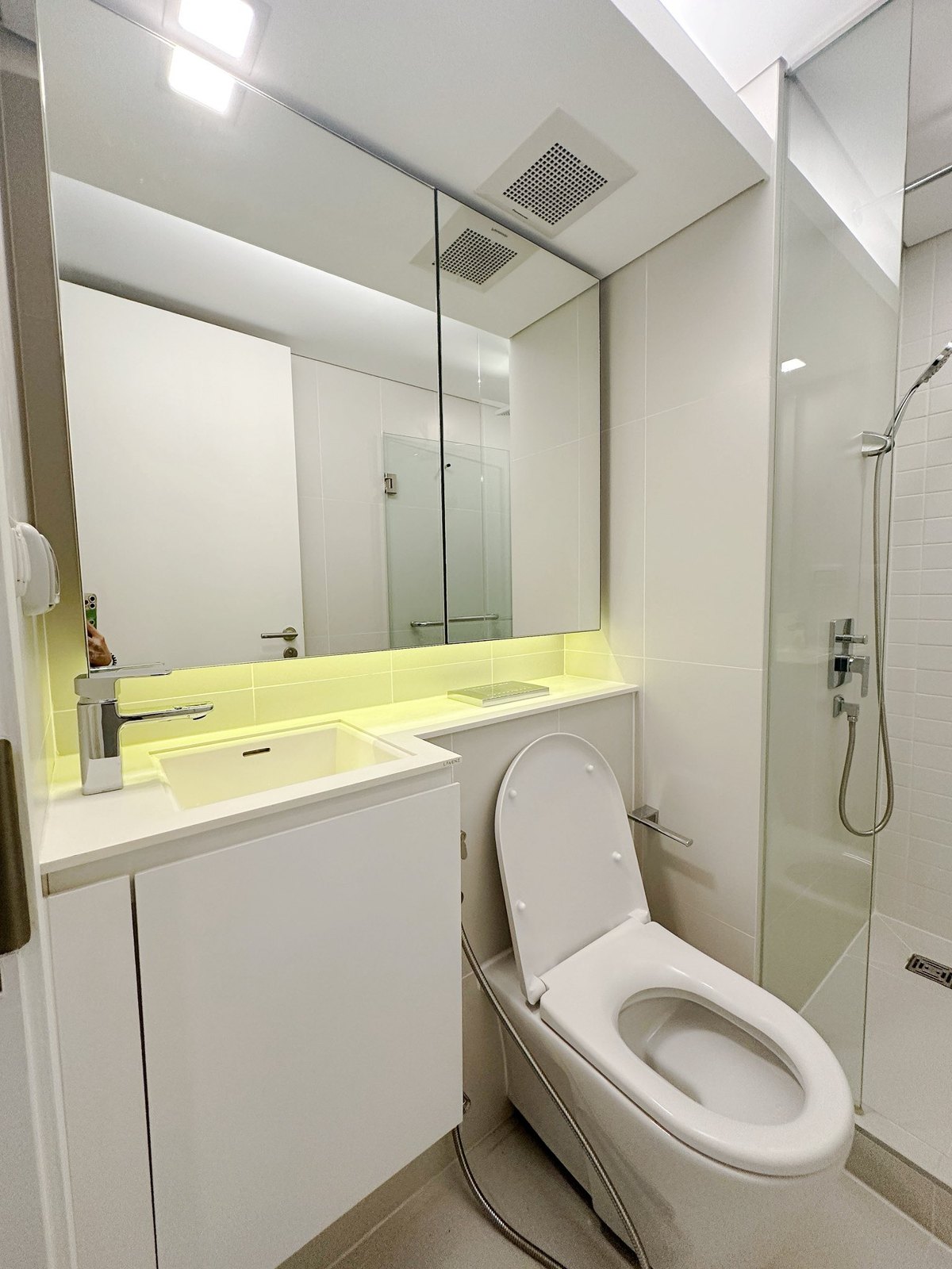 Bathroom — Duplex 1-bedroom condo at Siamese Sukhumvit 48, On Nut, Bangkok