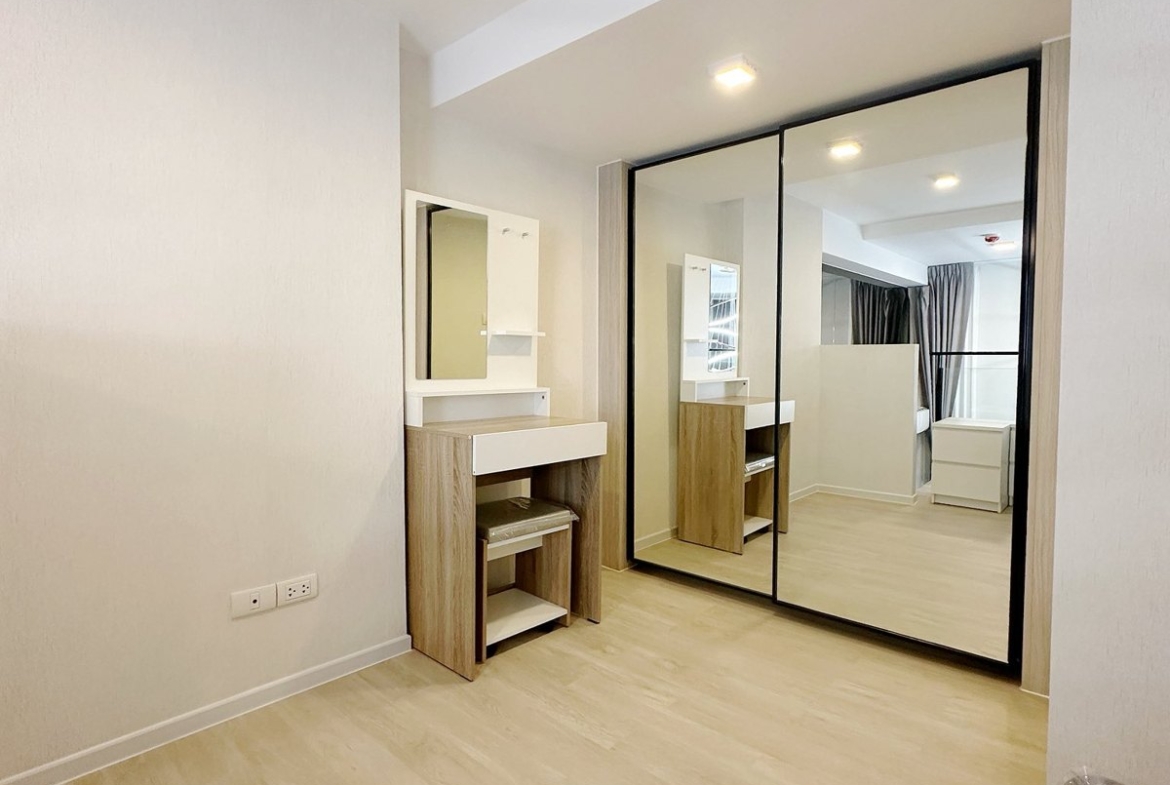 Entrance — Duplex 1-bedroom condo at Siamese Sukhumvit 48, On Nut, Bangkok