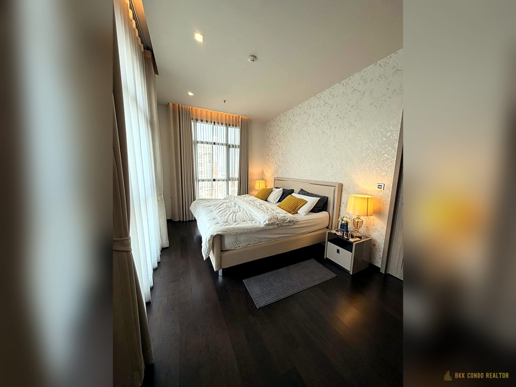 1-Bedroom Condo for Rent at The XXXIX By Sansiri (55 sqm) — Phrom Phong BTS
