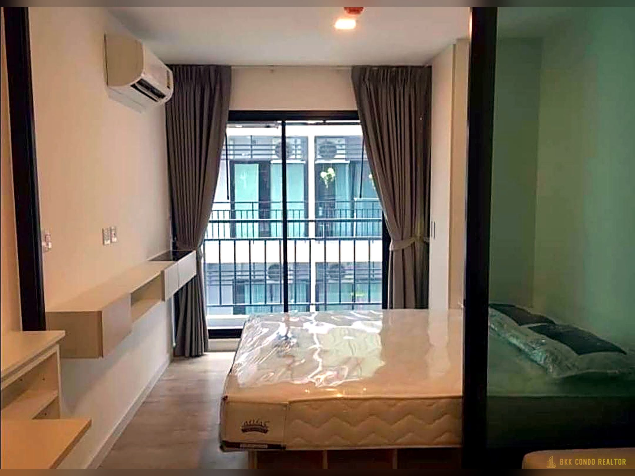 01-bedroom-70 Studio Condo for Rent at Pause Sukhumvit 115 (22 sqm) — Pu Chao BTS