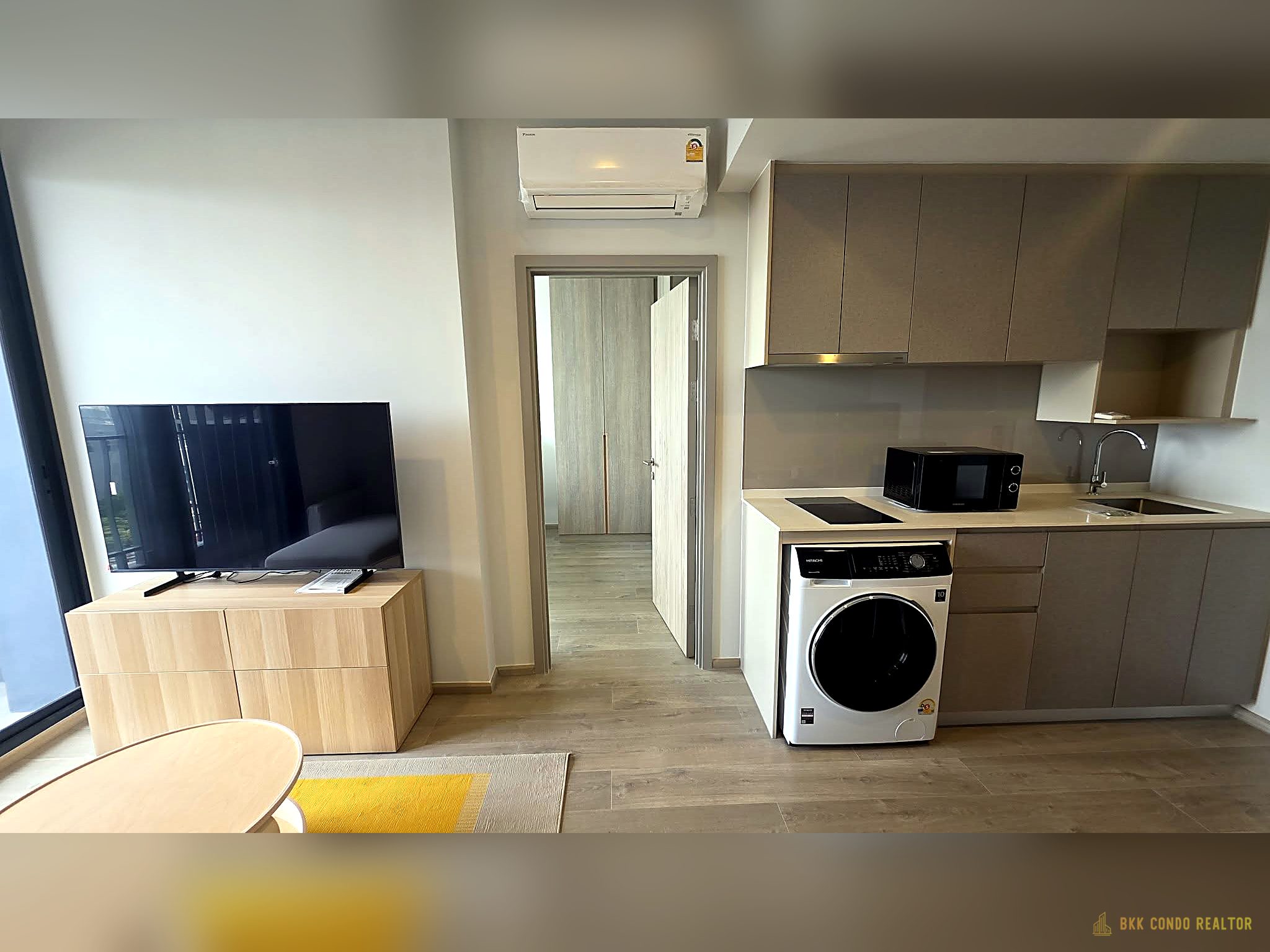 1-Bedroom Condo for Rent at THE CROWN Residences (39 sqm) — Lumphini MRT