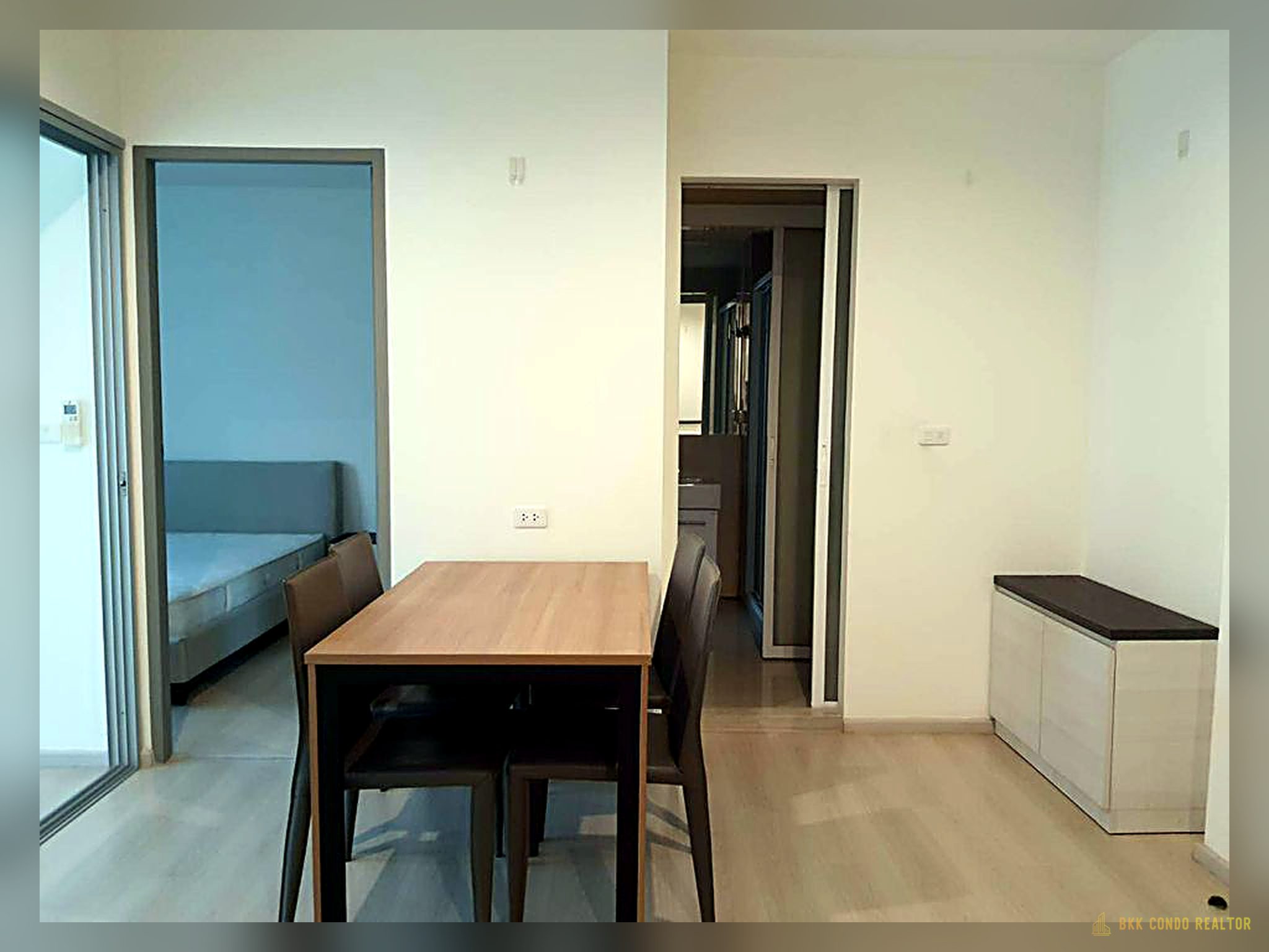 01-living_room-103 2-Bedroom Condo for Rent at Life Ratchadapisek (46 sqm) — Huai Khwang MRT