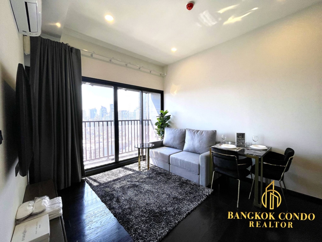 2-Bedroom Condo for Rent at Park Origin Thonglor (46 sqm) — Thonglor BTS