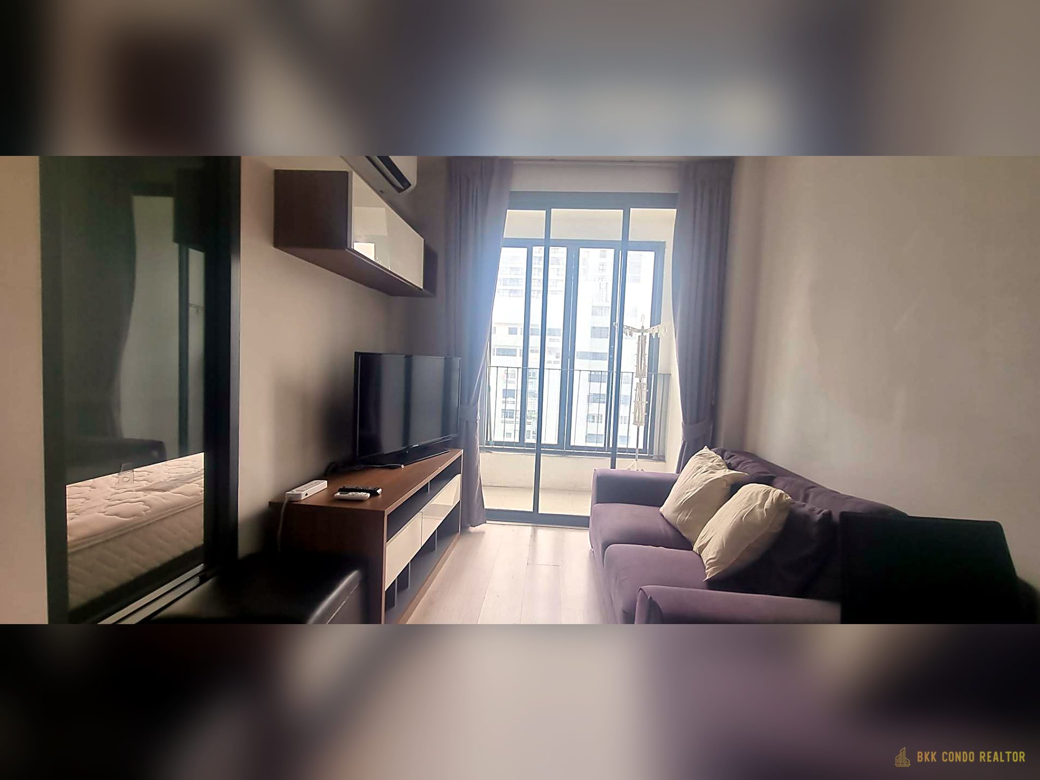 1-Bedroom Condo for Rent at IDEO Mobi Phayathai (30.5 sqm) — Phaya Thai BTS