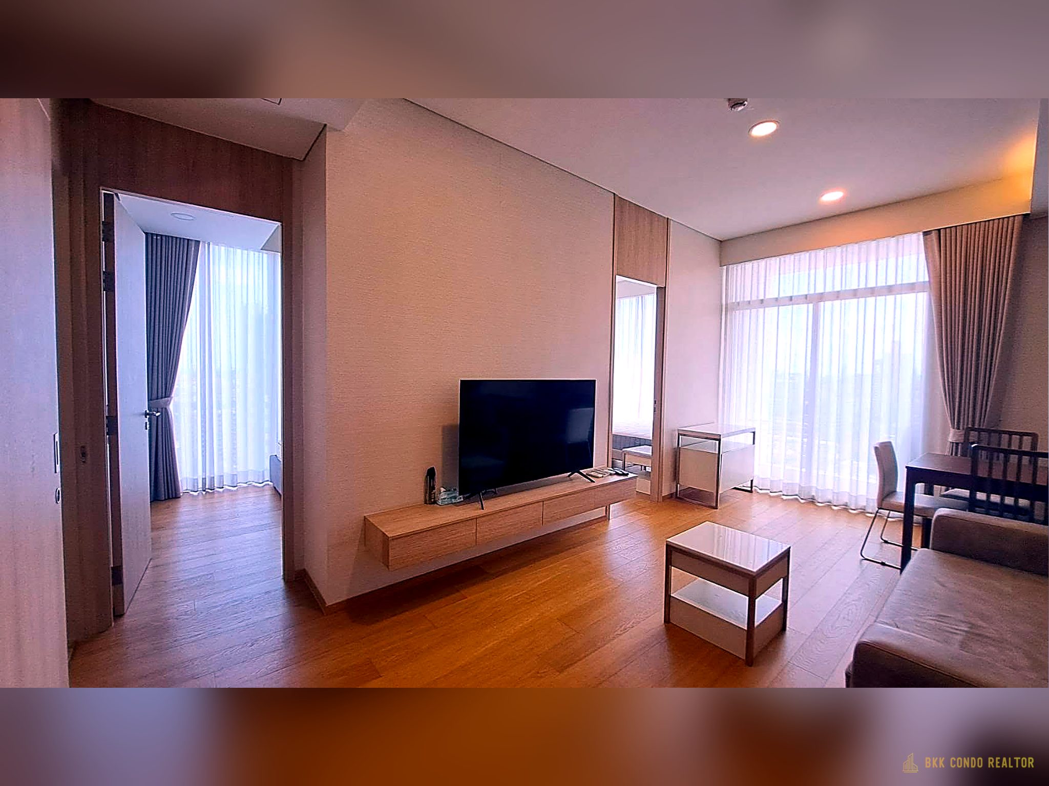 2-Bedroom Condo for Rent at Siamese Exclusive Sukhumvit 42 (51.55 sqm) — Ekkamai BTS