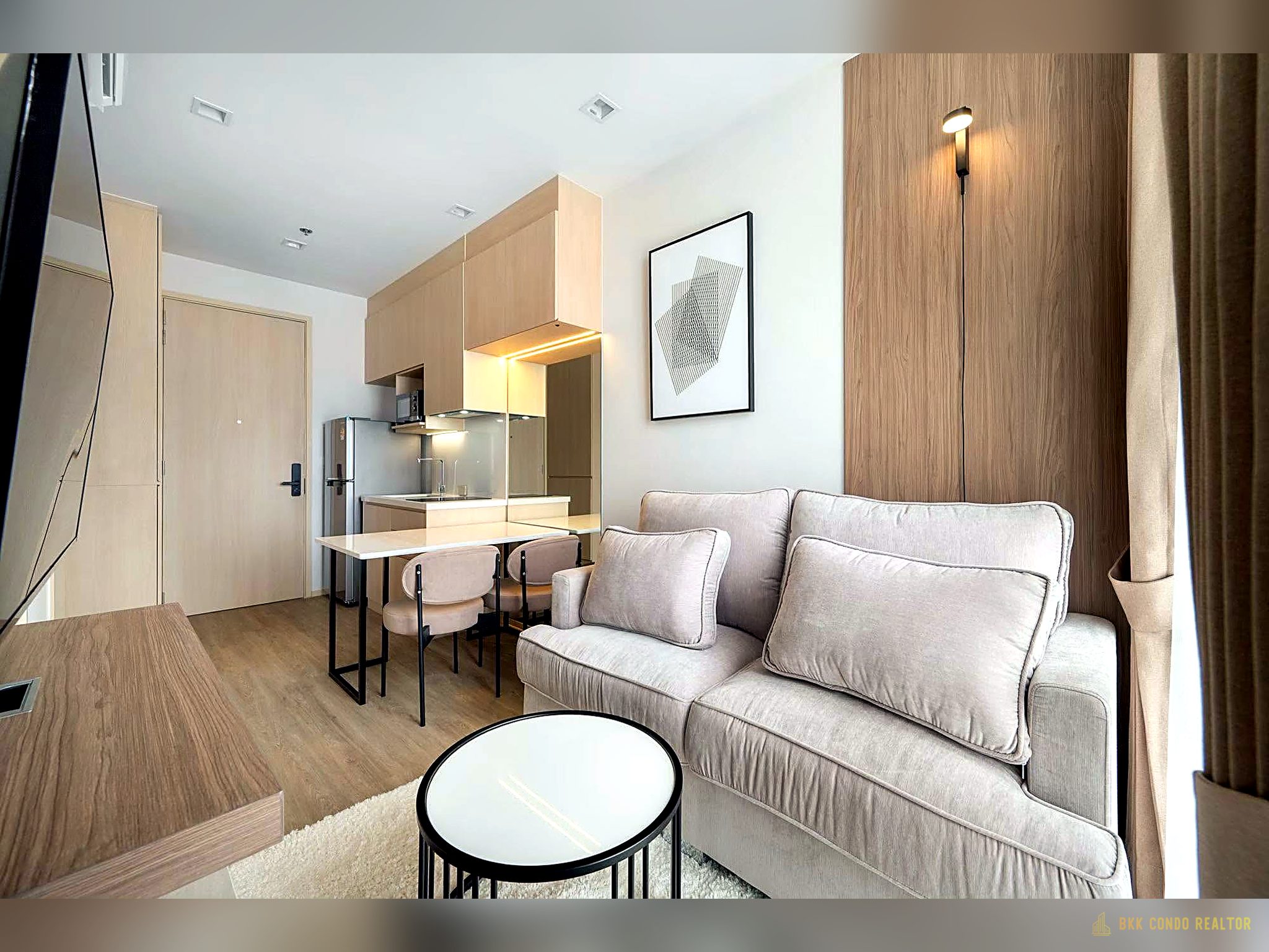1-Bedroom Condo for Rent at Noble State39 (31 sqm) — Phrom Phong BTS