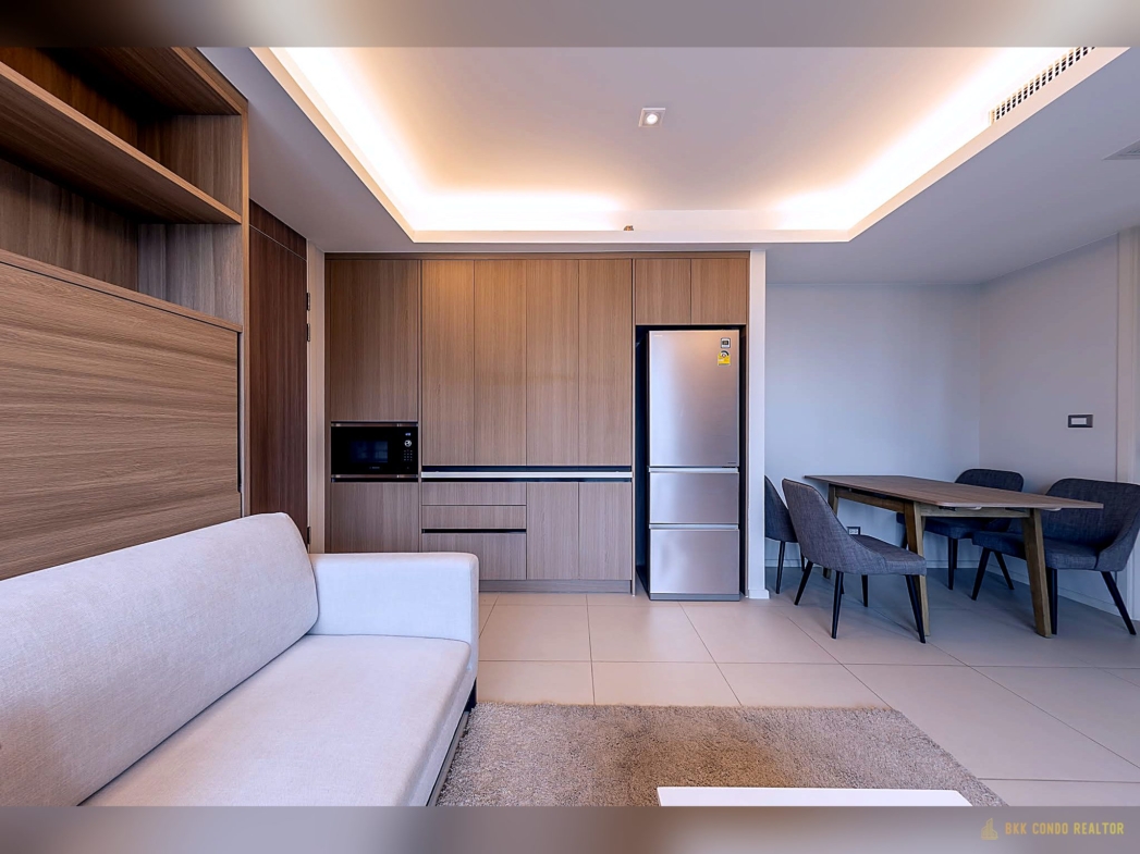 1-Bedroom Condo for Rent at Circle Sukhumvit 31 (45.59 sqm) — Phrom Phong BTS