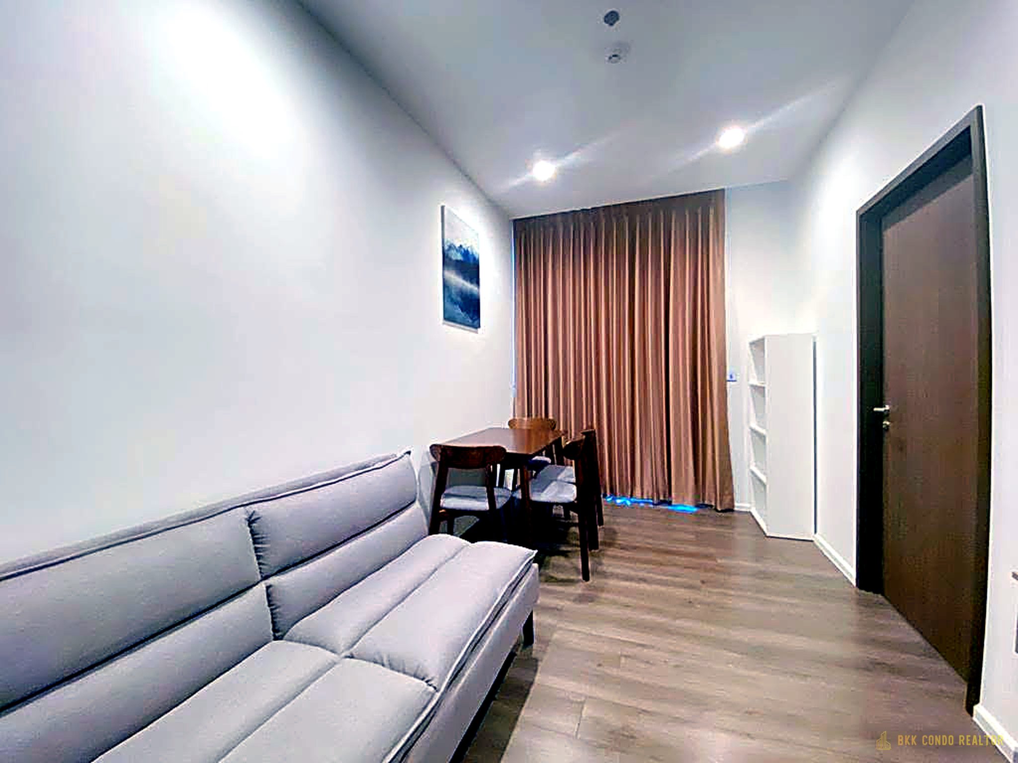 01-living_room-295 1-Bedroom Condo for Rent at Whizdom Essence (33 sqm) — Punnawithi BTS