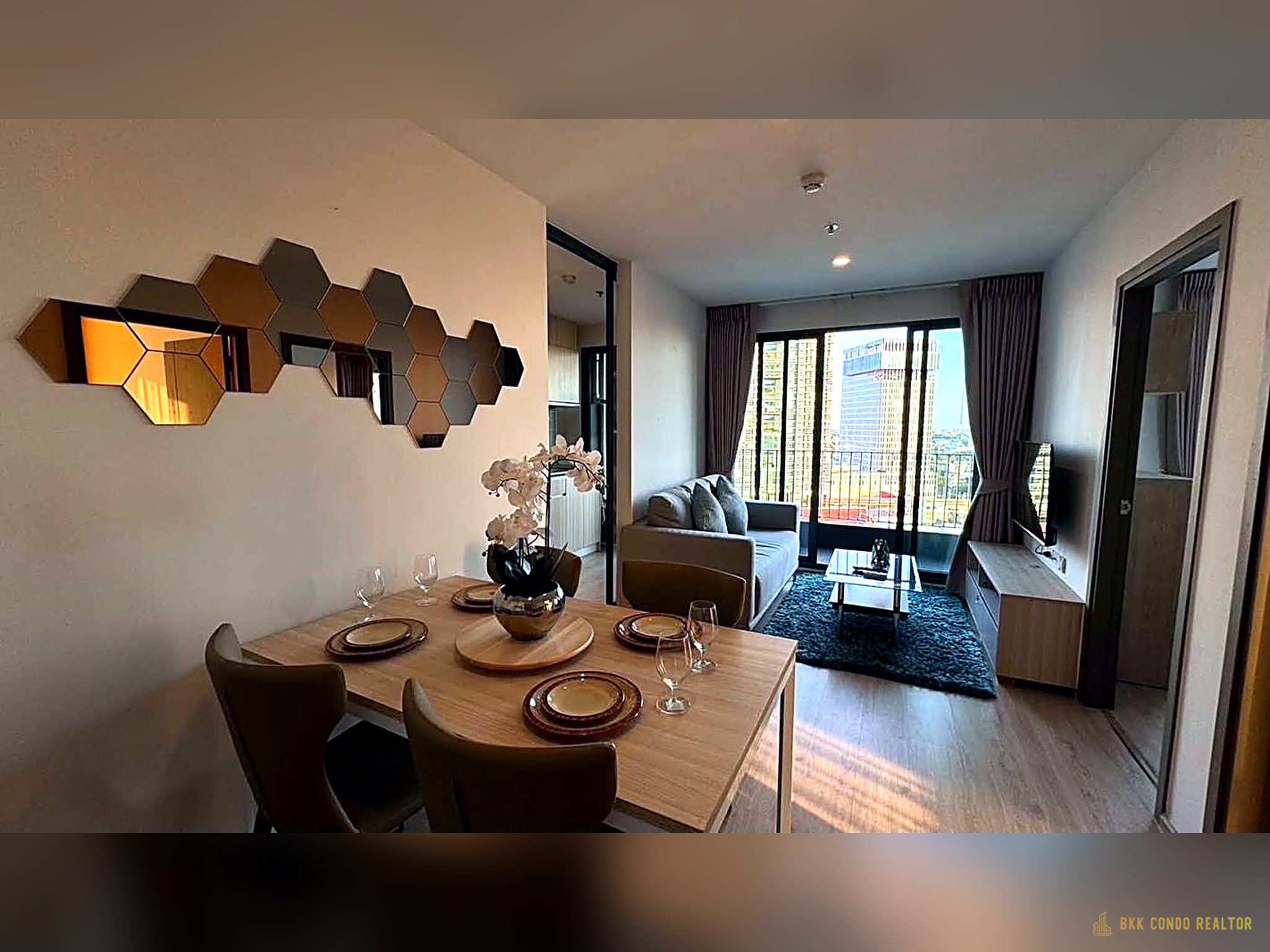 2-Bedroom Condo for Rent at Ideo O2 Bangna (47 sqm) — Bangna BTS