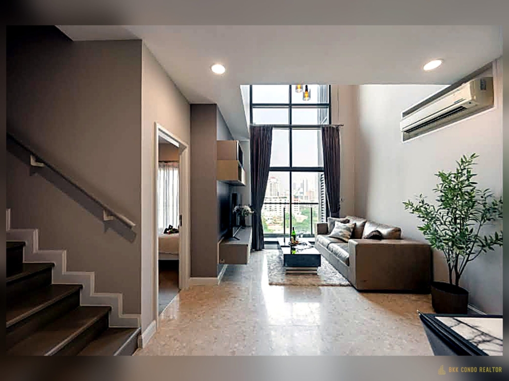 Duplex 2-Bedroom Condo for Rent at The Crest Sukhumvit 34 (98.05 sqm) — Thonglor BTS