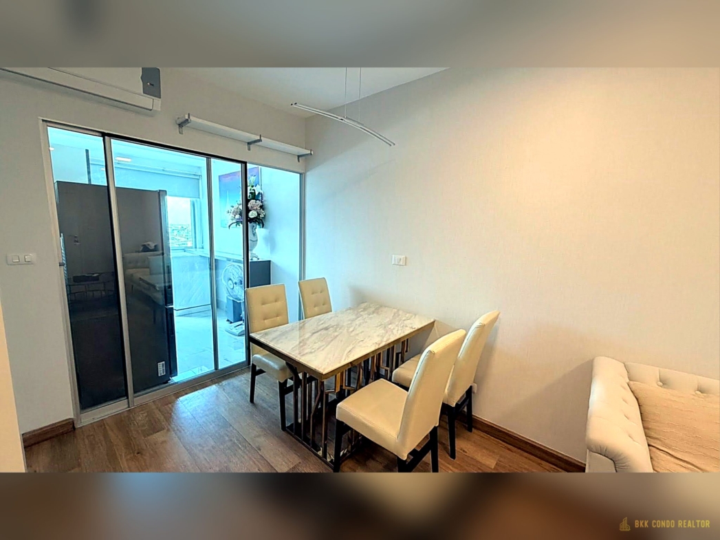 1-Bedroom Condo for Rent at Supalai Park Ekkamai-Thonglor (54 sqm) — Ekkamai BTS