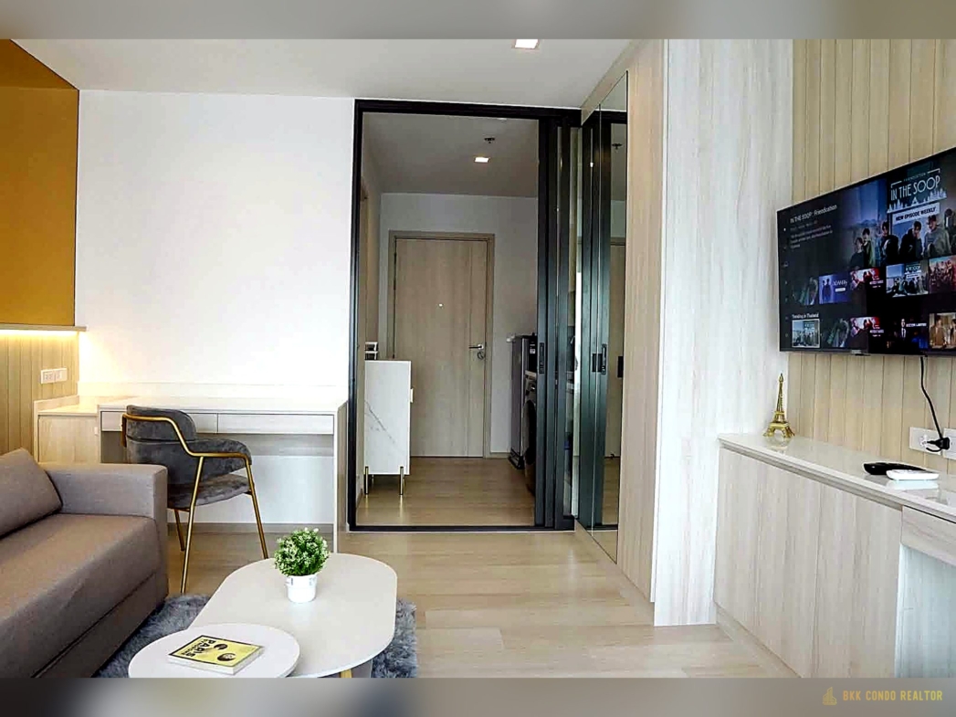 Studio Condo for Rent at Life One Wireless (28 sqm) — Ploenchit BTS