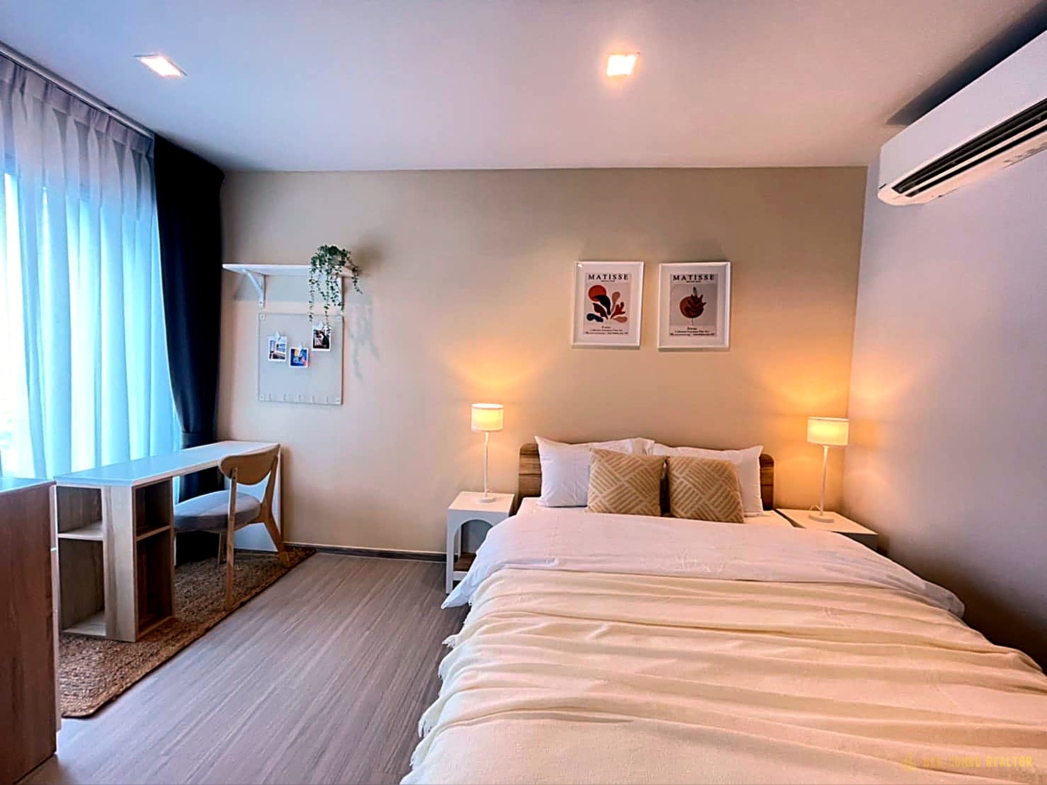 Studio Condo for Rent at Life Asoke – Rama 9 (25 sqm) — Rama 9 MRT