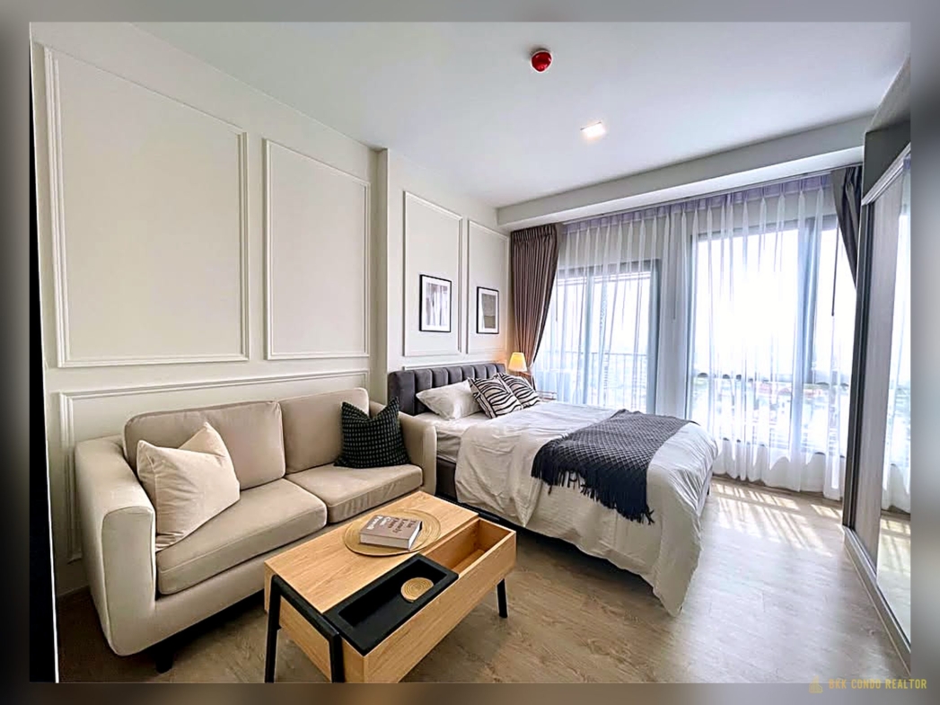 1-Bedroom Condo for Rent at The Tree Pattanakarn-Ekkamai (30 sqm) — Ramkhamhaeng Airport Link