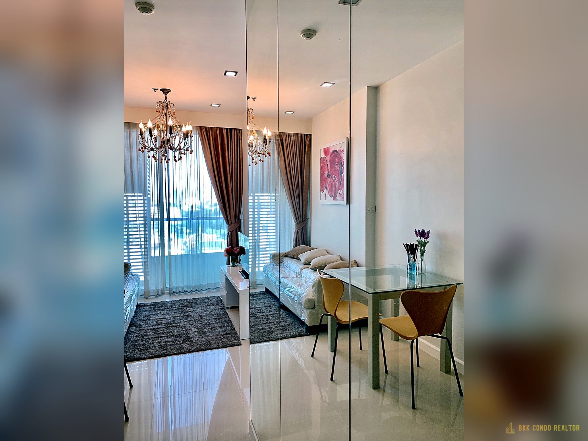 1-Bedroom Condo for Rent at Ideo Mix Phaholyothin (38 sqm) — Saphan Khwai BTS