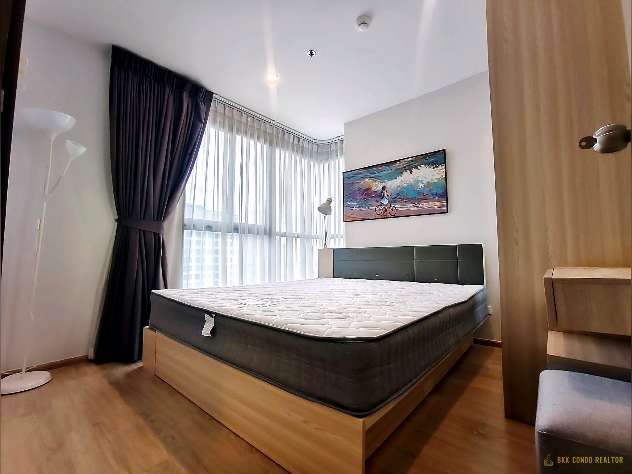 2-Bedroom Condo for Rent at Ideo O2 Bangna (47 sqm) — Bangna BTS