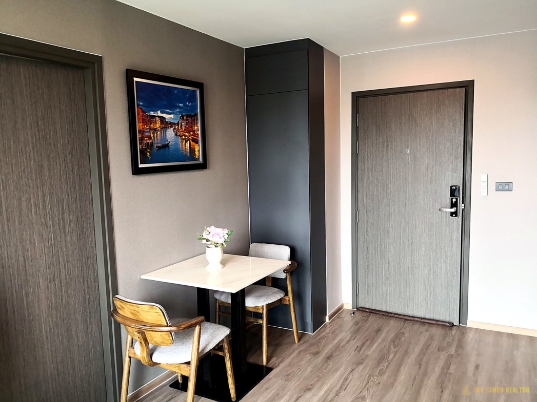 1-Bedroom Condo for Rent at The Teak Sukhumvit 39 (36 sqm) — Phrom Phong BTS