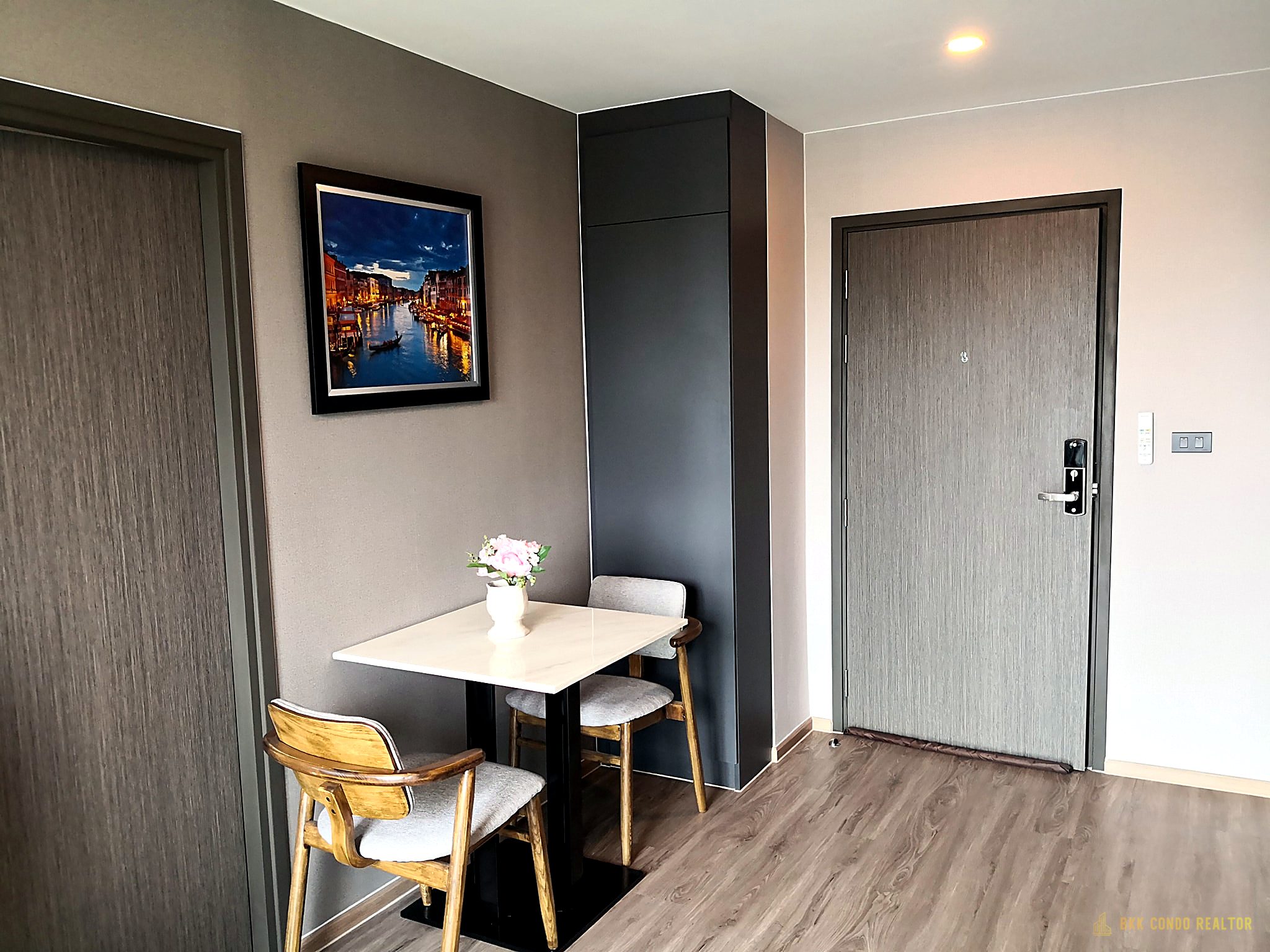 1-Bedroom Condo for Rent at The Teak Sukhumvit 39 (36 sqm) — Phrom Phong BTS