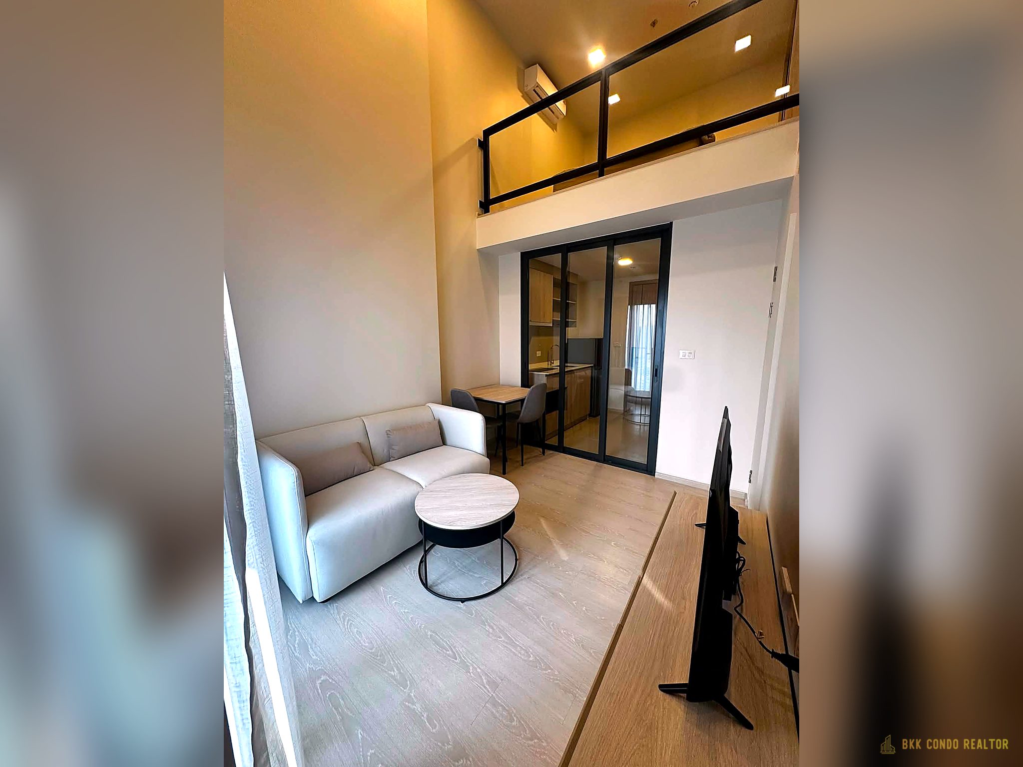 02-living_room-13 1-Bedroom Condo for Rent at FLO by Sansiri (38 sqm) — Khlong San BTS