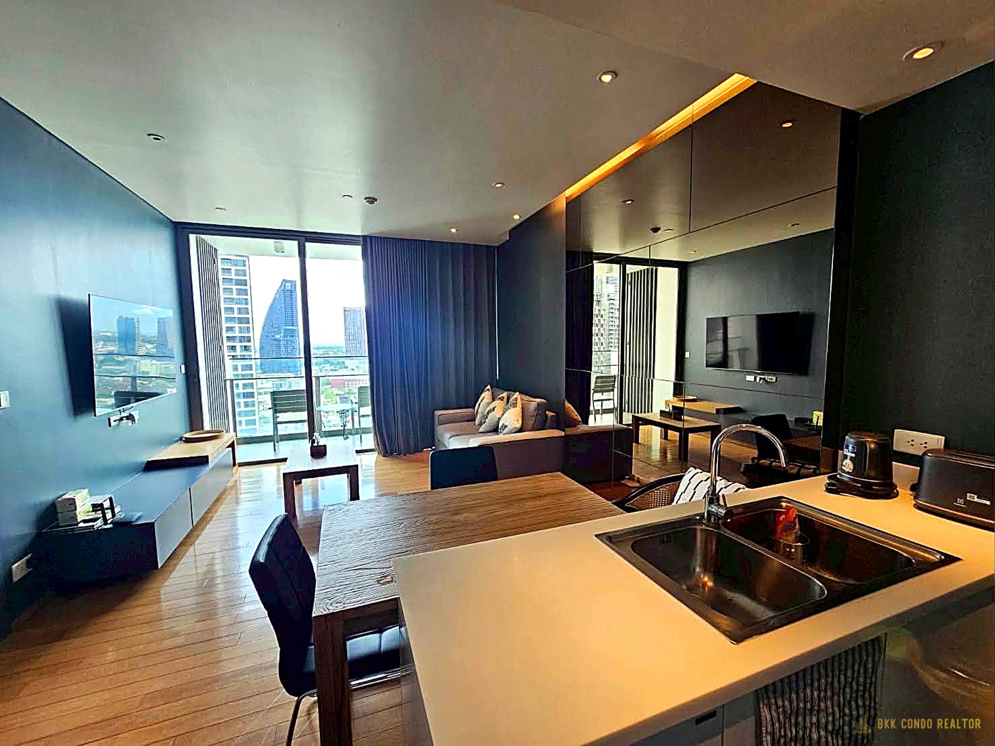 02-living_room-138 1-Bedroom Condo for Rent at Aequa Sukhumvit 49 (51.79 sqm) — Phrom Phong BTS