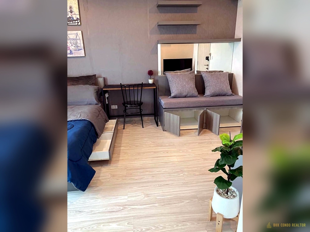 Studio Condo for Rent at IDEO Mobi Eastpoint (22 sqm) — Bangna BTS