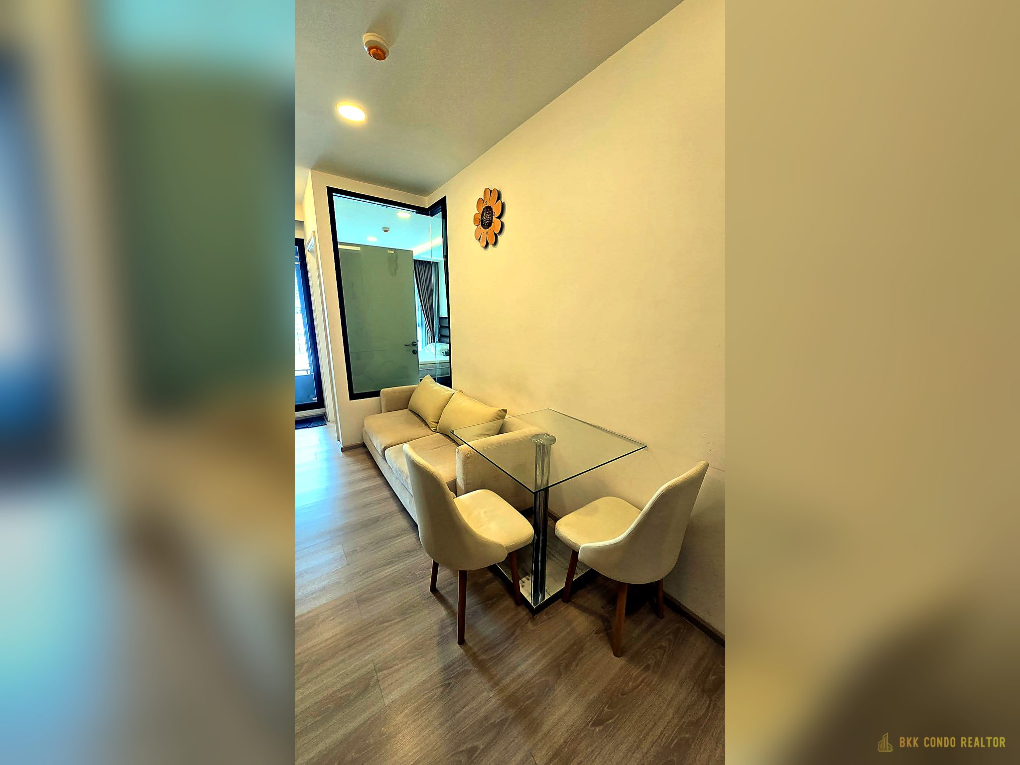1-Bedroom Condo for Rent at Vtara Sukhumvit 36 (29 sqm) — Thonglor BTS