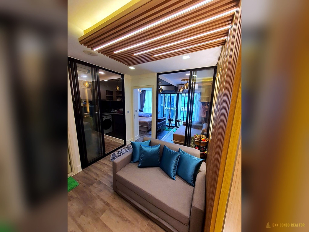 1-Bedroom Condo for Rent at Atmoz Ratchada-Huai Khwang (32 sqm) — Huai Khwang MRT