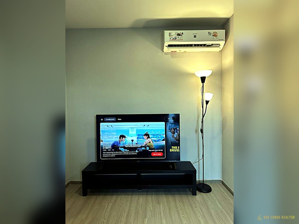 1-Bedroom Condo for Rent at Aspire Sukhumvit – Rama 4 (31 sqm) — Phra Khanong BTS