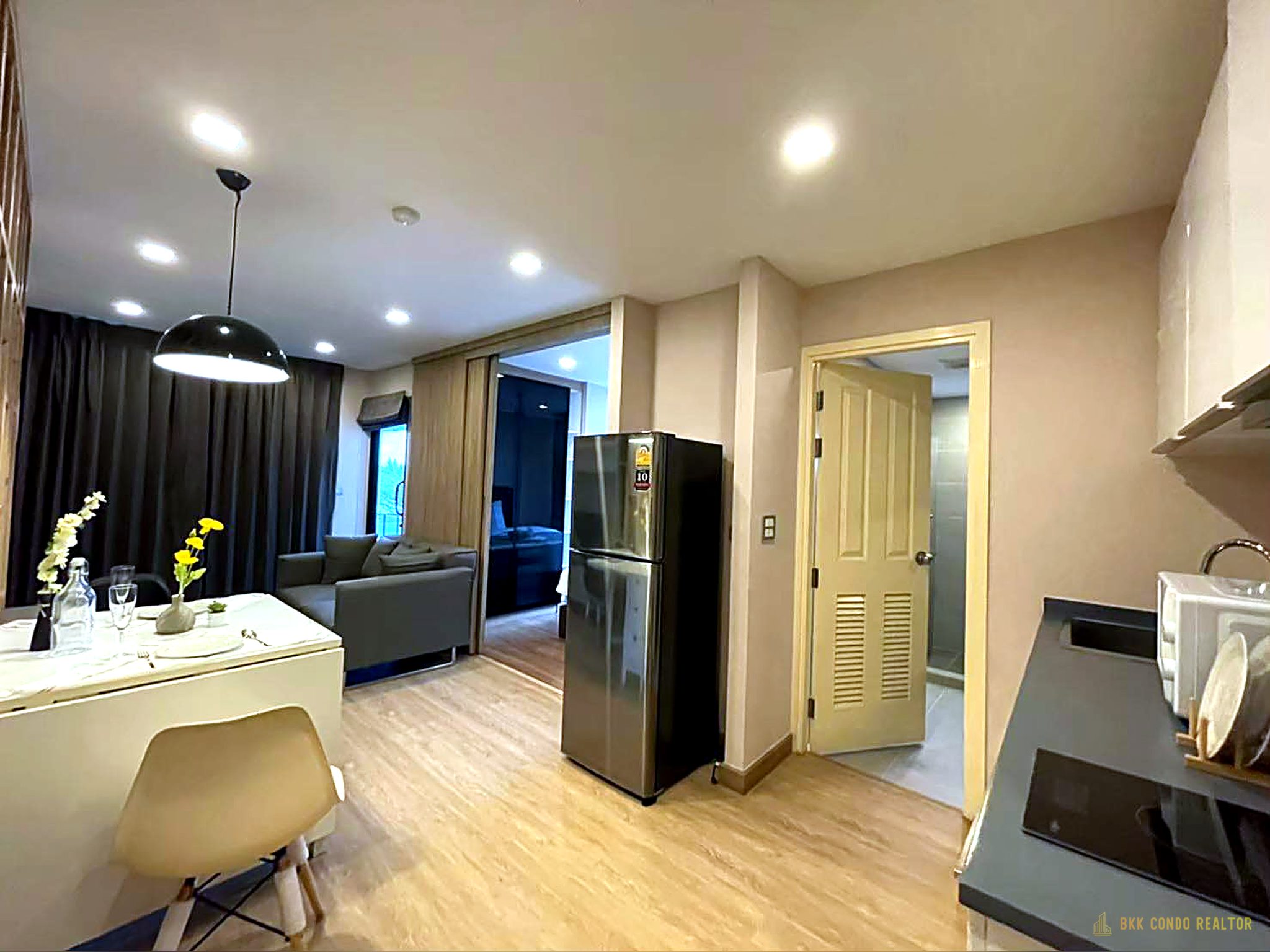 02-living_room-193 1-Bedroom Condo for Rent at The ACE Ekamai (42 sqm) — Ekkamai BTS