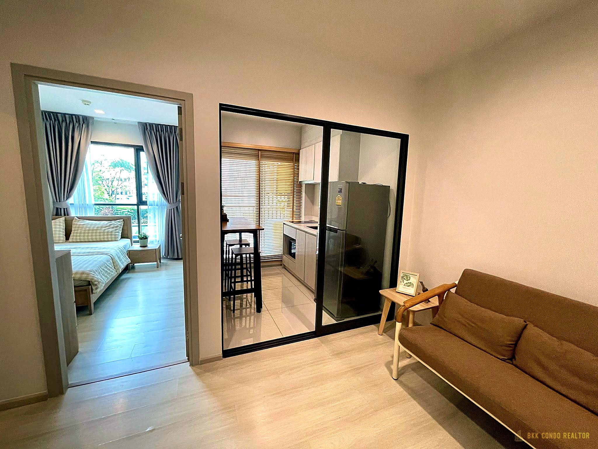 1-Bedroom Condo for Rent at Life Sukhumvit 48 (30 sqm) — Phra Khanong BTS