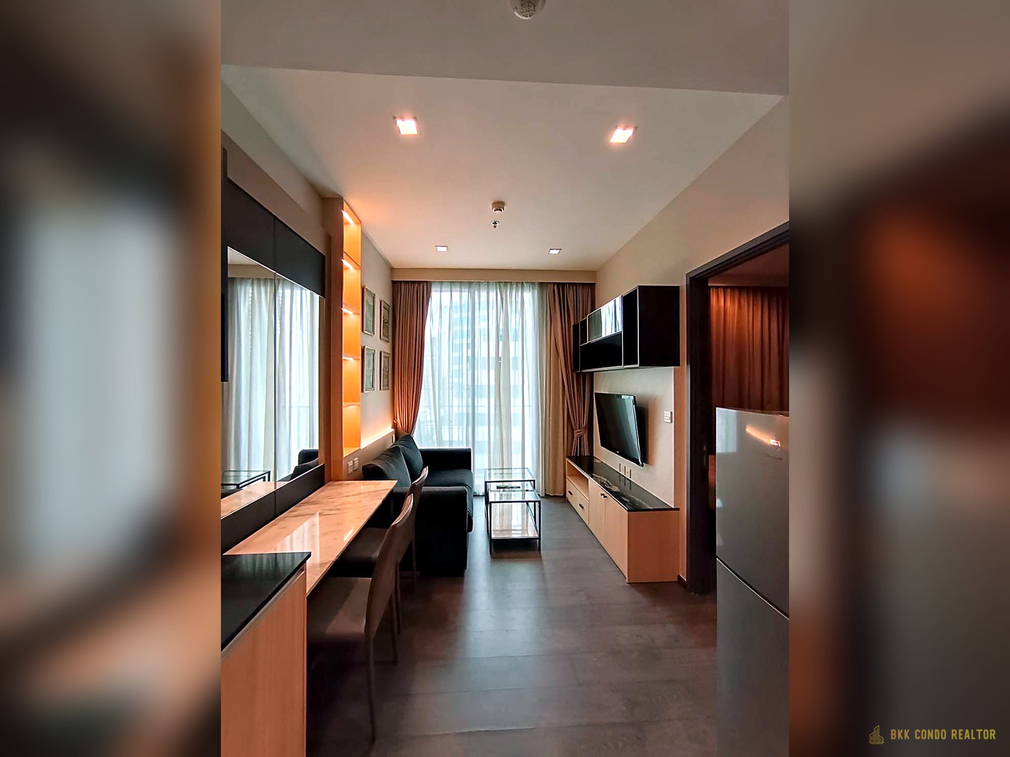 1-Bedroom Condo for Rent at Edge Sukhumvit 23 (31 sqm) — Asoke BTS