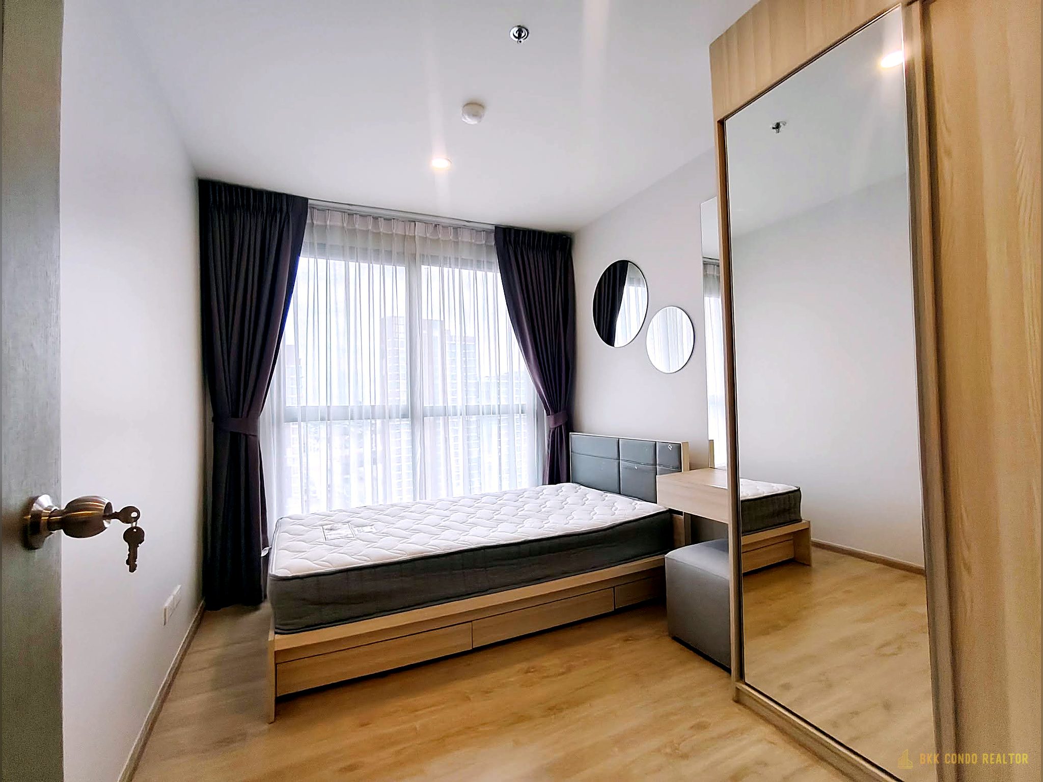 2-Bedroom Condo for Rent at Ideo O2 Bangna (47 sqm) — Bangna BTS