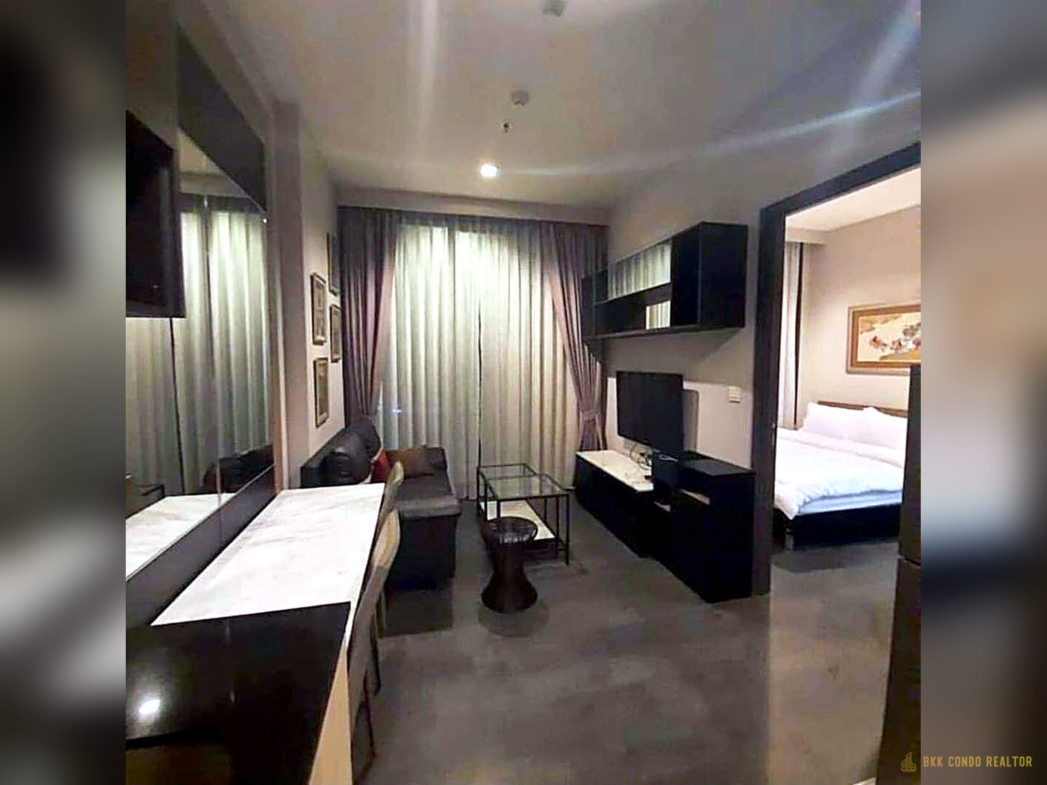 1-Bedroom Condo for Rent at Edge Sukhumvit 23 (31 sqm) — Asoke BTS/MRT