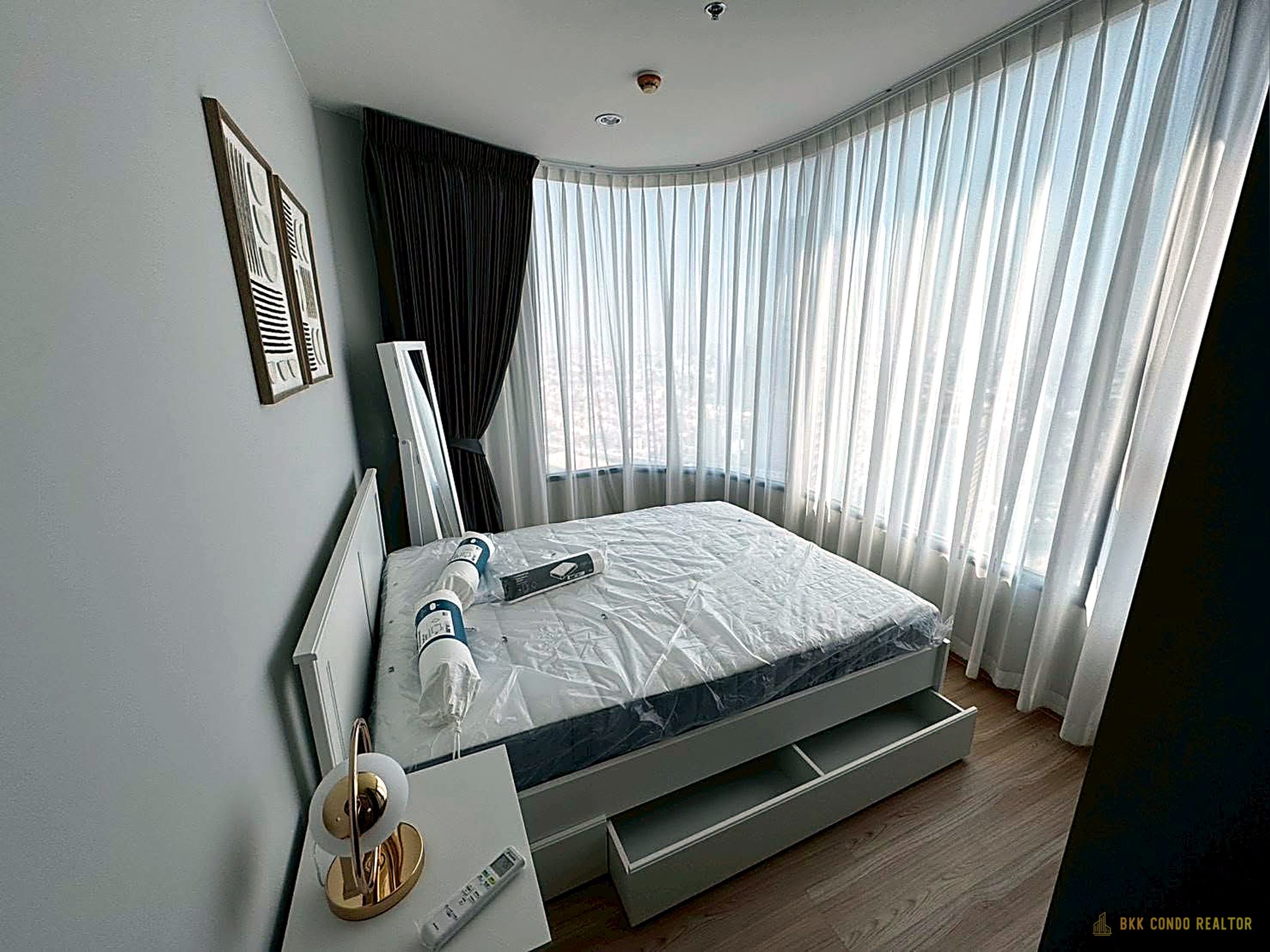 03-bedroom-63 2-Bedroom Condo for Rent at Skyrise Avenue Sukhumvit 64 (45.27 sqm) — Punnawithi BTS