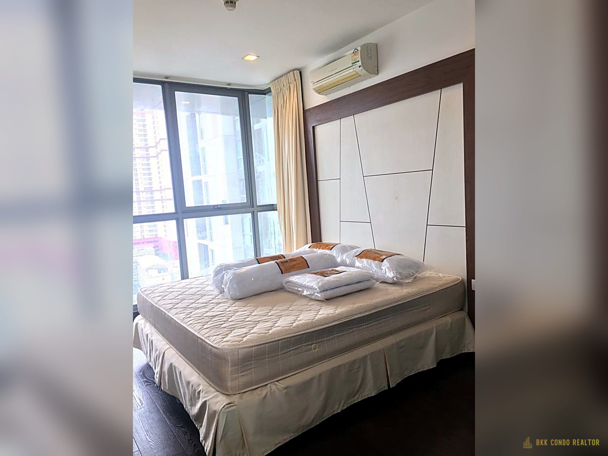 03-bedroom-68 1-Bedroom Condo for Rent at IDEO Q Phayathai (50 sqm) — Phaya Thai BTS