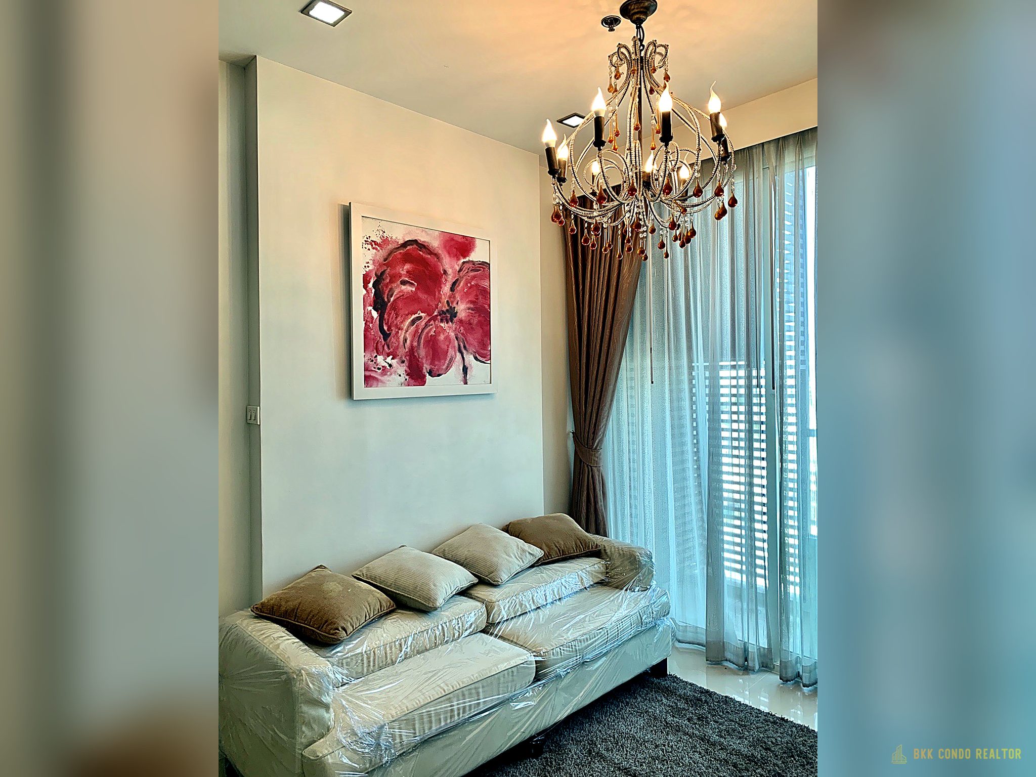 1-Bedroom Condo for Rent at Ideo Mix Phaholyothin (38 sqm) — Saphan Khwai BTS