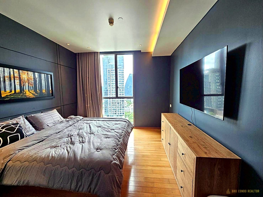 1-Bedroom Condo for Rent at Aequa Sukhumvit 49 (51.79 sqm) — Phrom Phong BTS