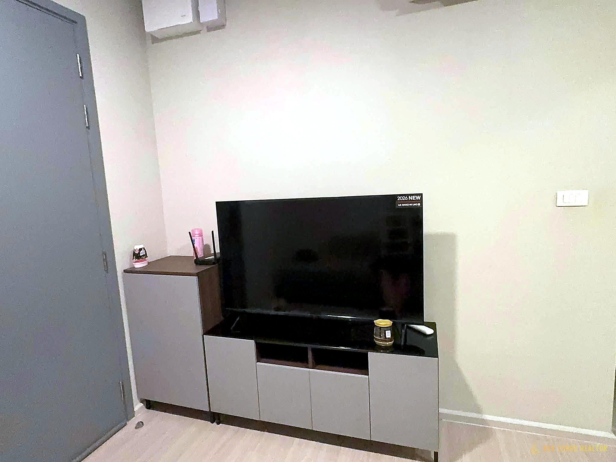1-Bedroom Condo for Rent at Quintara Phume Sukhumvit 39 (30.85 sqm) — Phrom Phong BTS