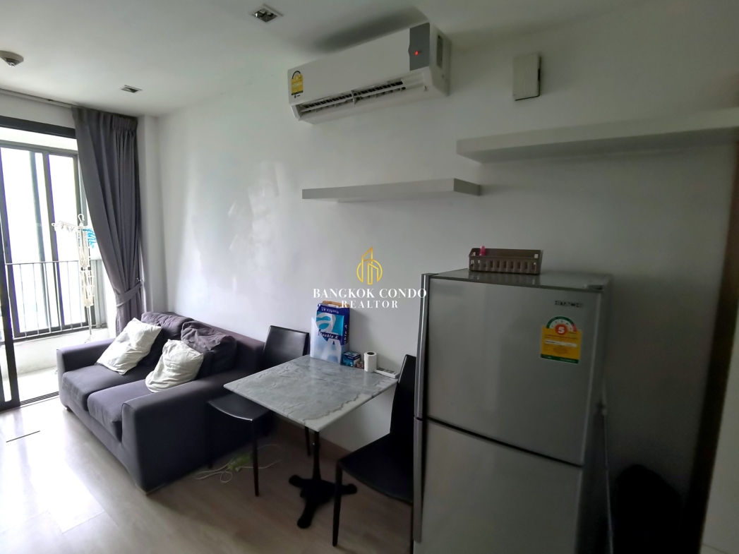 1-Bedroom Condo for Rent at IDEO Mobi Phayathai (30.5 sqm) — Phaya Thai BTS