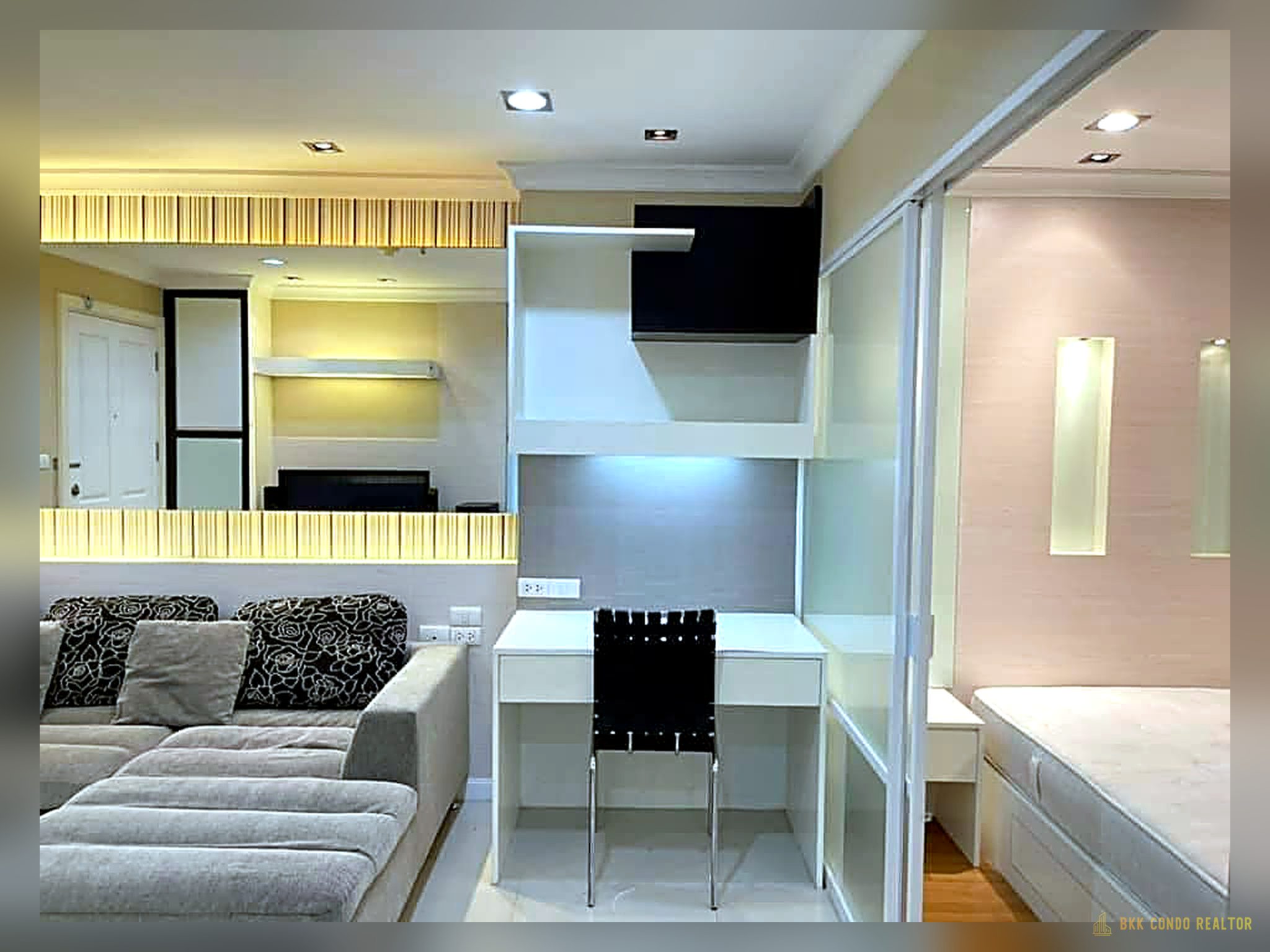 1-Bedroom Condo for Rent at Lumpini Place Rama 9 – Ratchada (37 sqm) — Rama 9 MRT