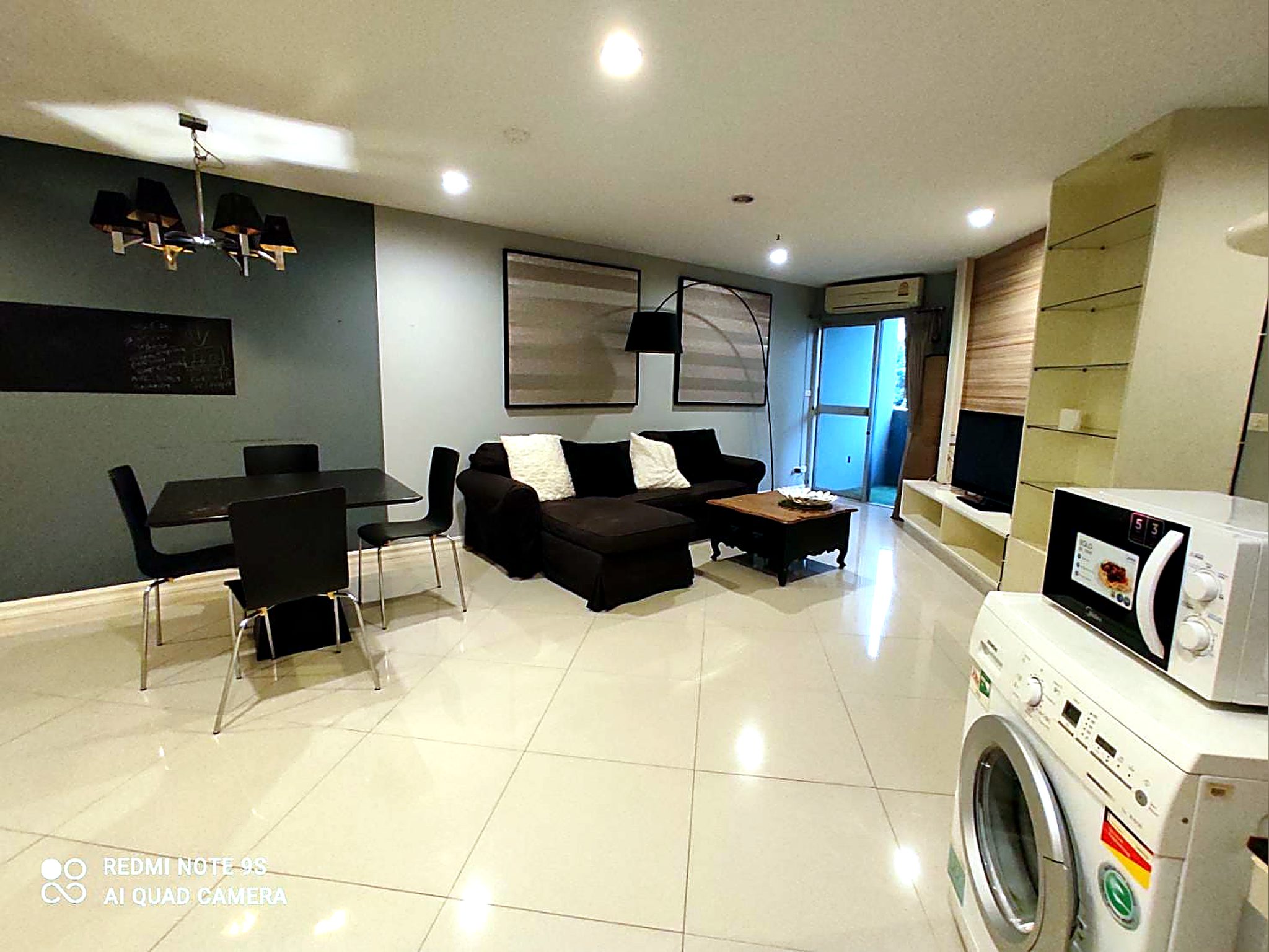 03-living_room-172 2-Bedroom Condo for Rent at Wittayu Complex (81 sqm) — Ploenchit BTS