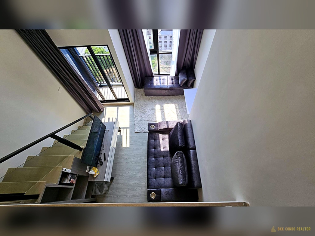 Duplex 1-Bedroom Condo for Rent at Origin Plug & Play Ramkhamhaeng Triple Station (35 sqm) — Ramkhamhaeng