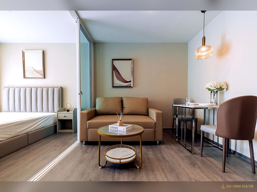 Studio Condo for Rent at Regent Home Bangna (28 sqm) — Bangna BTS